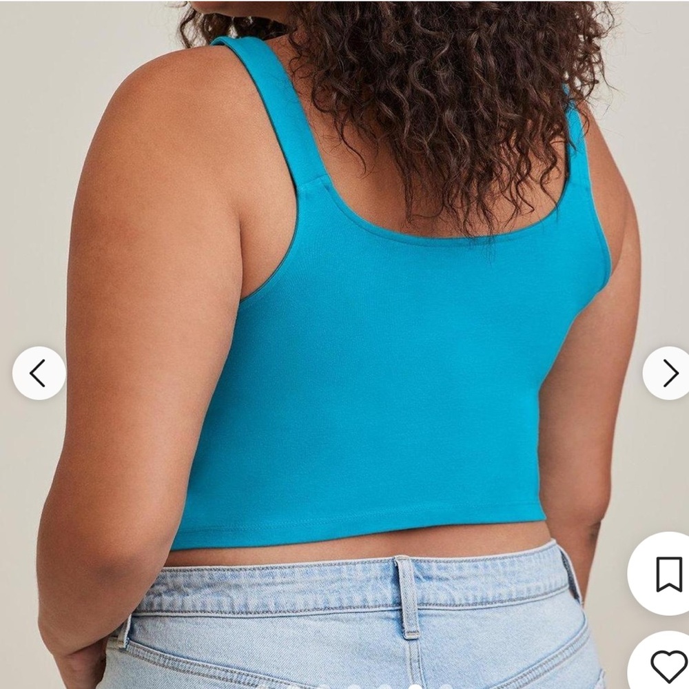 Torrid Foxy v neck crop tank size large - Picture 3 of 8